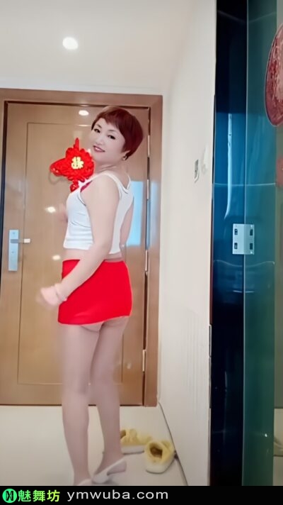 25165639186-400x712 好气质好身材短发中年美女姐姐超短裙热舞 超短裙 短发 中年 